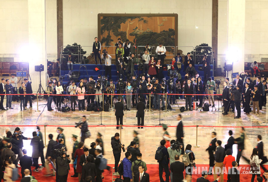 公開(kāi)·透明·創(chuàng)新——從黨的十九大看更加開(kāi)放自信的中國(guó)