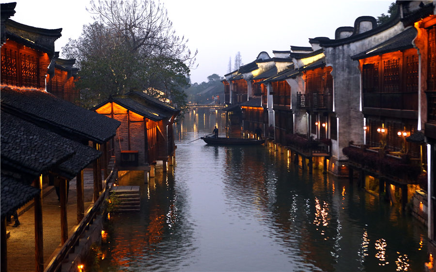 世界互聯(lián)網(wǎng)大會前的烏鎮(zhèn)夜景