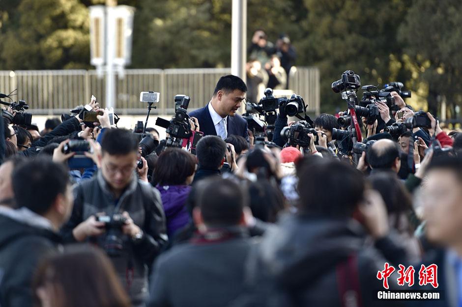 全國政協十二屆三次會議在北京開幕