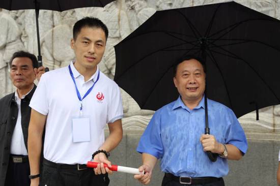 【網絡媒體走轉改】“長征路上奔小康”網絡媒體“走轉改”采訪活動啟動