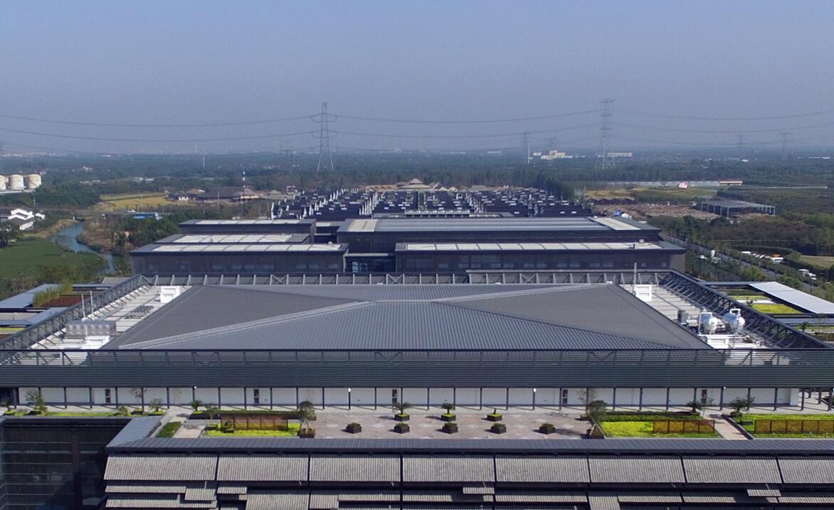 高清鏡頭下烏鎮互聯網國際會展中心的“白天與黑夜”