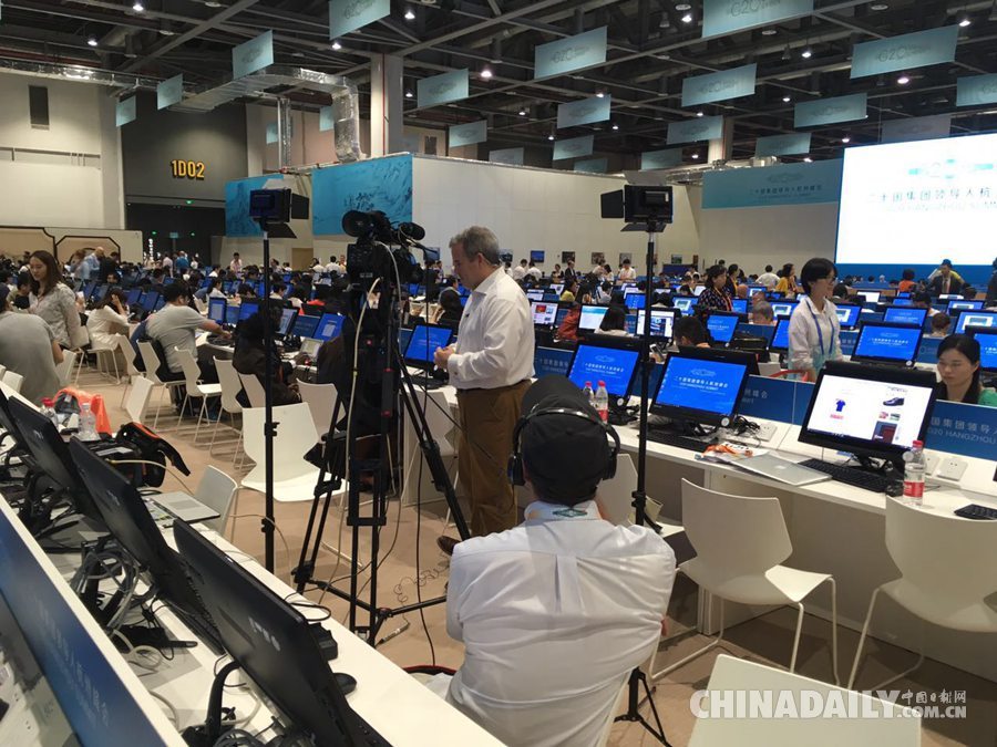 杭州G20領(lǐng)導(dǎo)人峰會(huì)開(kāi)幕 外國(guó)記者爭(zhēng)相報(bào)道