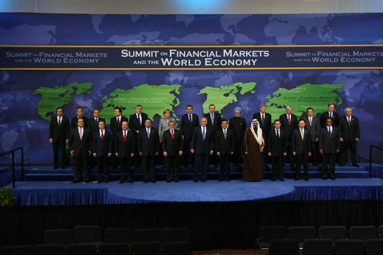 八年后,中國站到舞臺中央