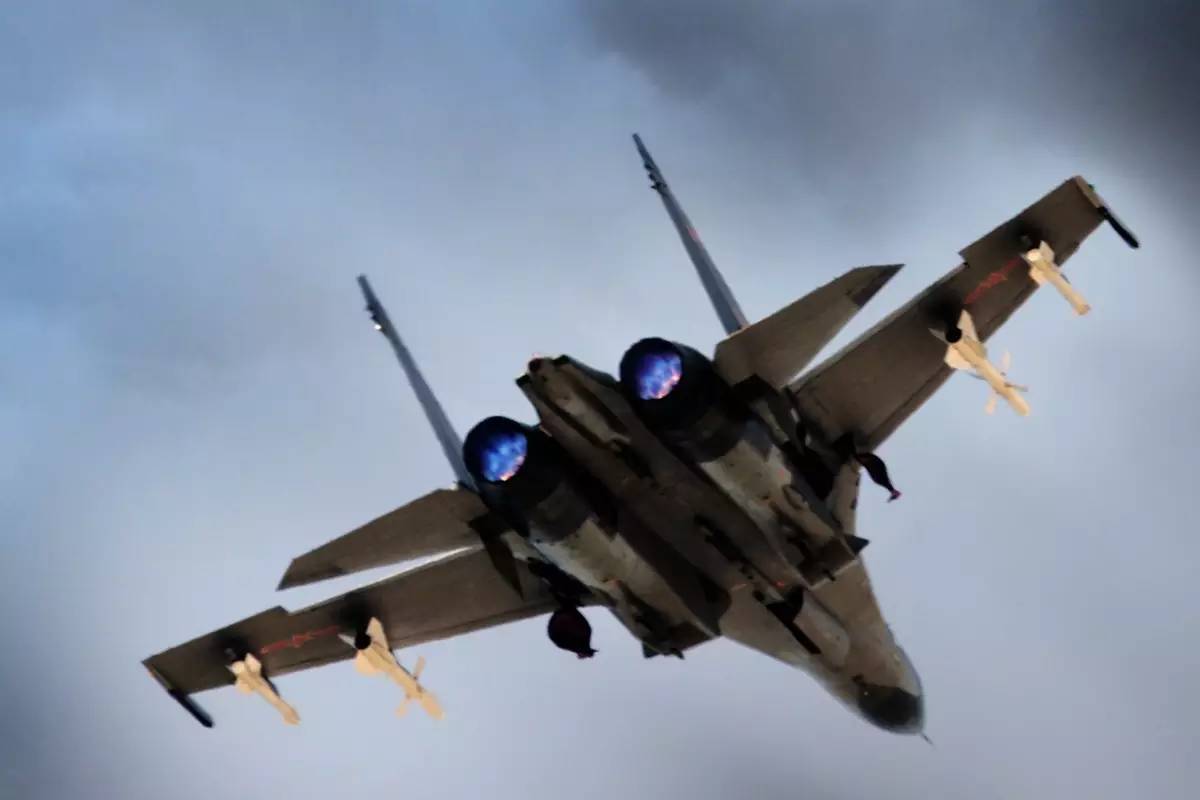 開(kāi)掛吧,中國(guó)空軍!