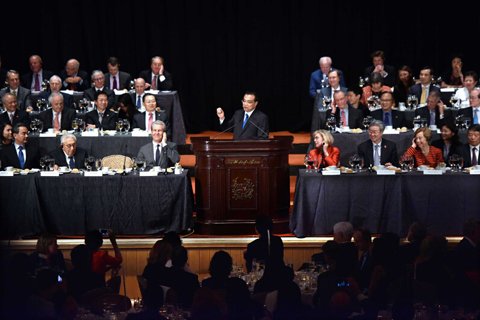 李克強(qiáng)回應(yīng)美國(guó)工商界三大關(guān)切