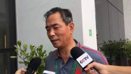 在奧運村閑逛能遇到誰？ 寧澤濤溜達似“老干部”