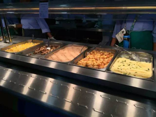 在奧運村閑逛能遇到誰？ 寧澤濤溜達似“老干部”