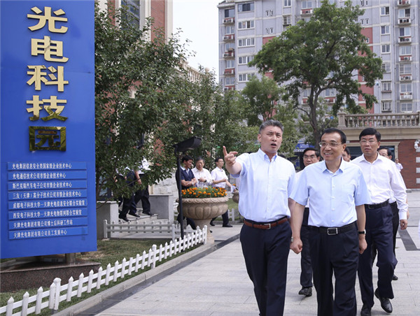 李克強：依靠改革開放 立足創新驅動 促進新舊動能轉換和經濟結構轉型升級