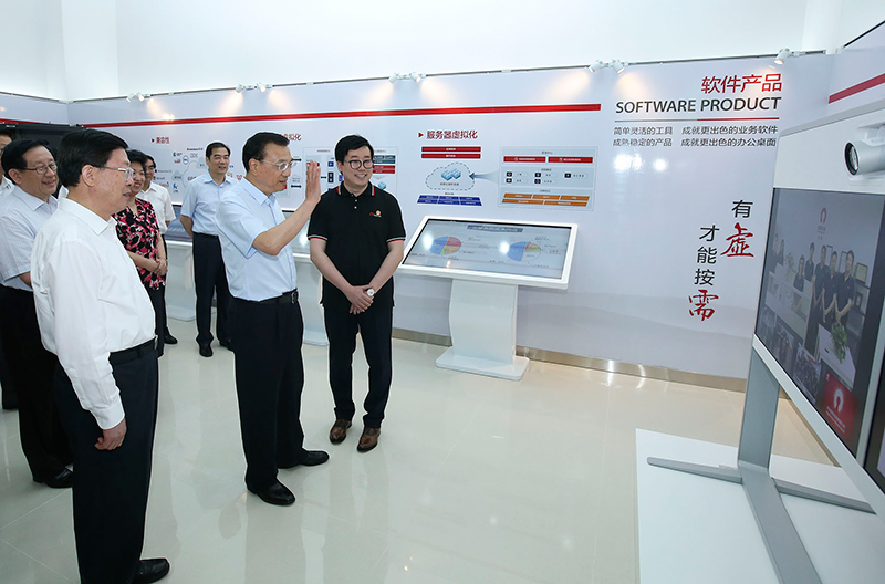 李克強體驗“飛鴿”：我愿為中國自行車做廣告