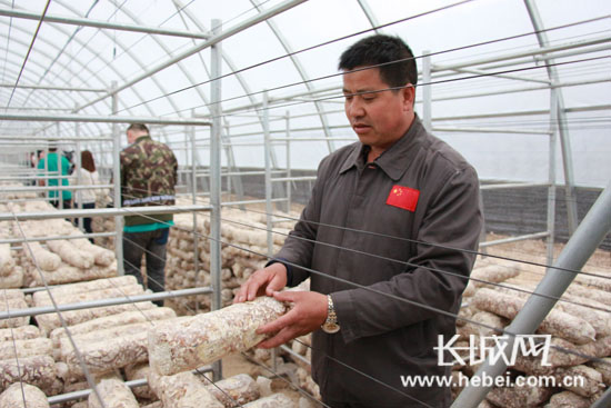 [網(wǎng)絡(luò)媒體走轉(zhuǎn)改]總書記囑托催奮進 太行山村舊貌換新顏