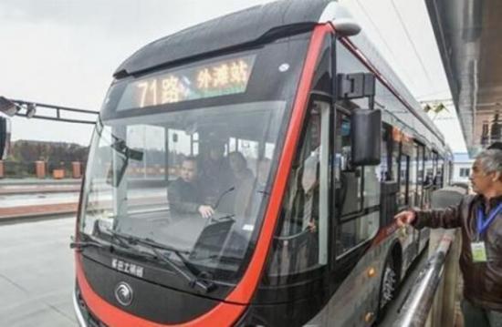 上海兩會(huì) | 市交通委：“外牌中環(huán)限行”尚無(wú)時(shí)間表