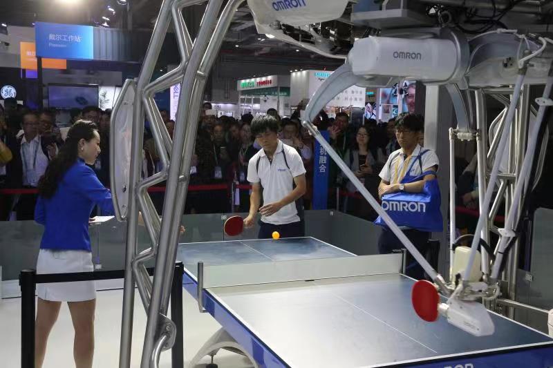 進(jìn)博會智能及高端裝備展區(qū)精彩紛呈