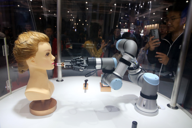 走進(jìn)首屆中國國際進(jìn)口博覽會