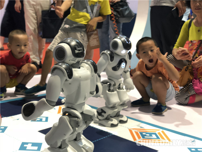 高顏值+神技能！一大波機器人“明星”亮相2018世界機器人大會
