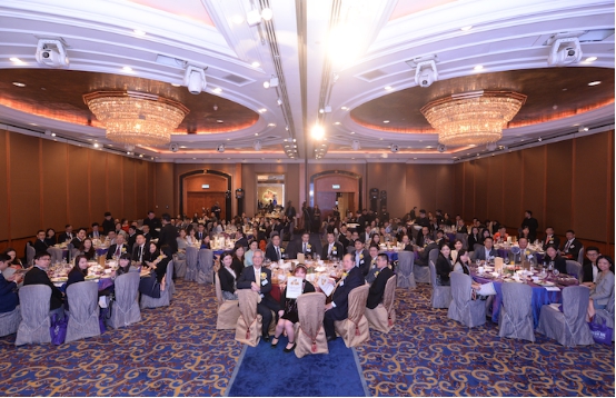 當代置業榮獲「2015年最具投資價值上市公司」獎項