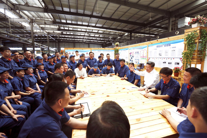 2015年習近平與群眾在一起的親密瞬間