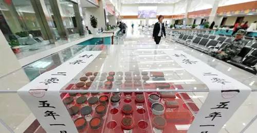 國務院這一年 | 簡政放權，這些大事與你息息相關