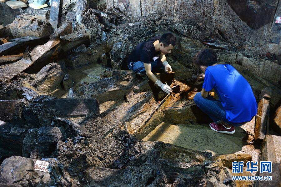 海昏侯墓存四大未解之謎 或?qū)⒏膶憵v史