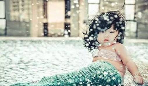 最帥&最萌美人魚秒殺林允？版納萬達三八節(jié)玩嗨了