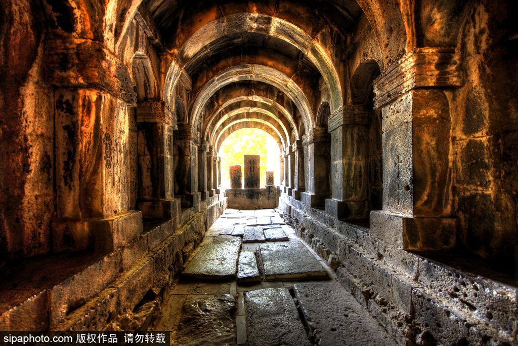 散落世界各地的宗教建筑 充滿魔幻色彩呈現視覺盛宴