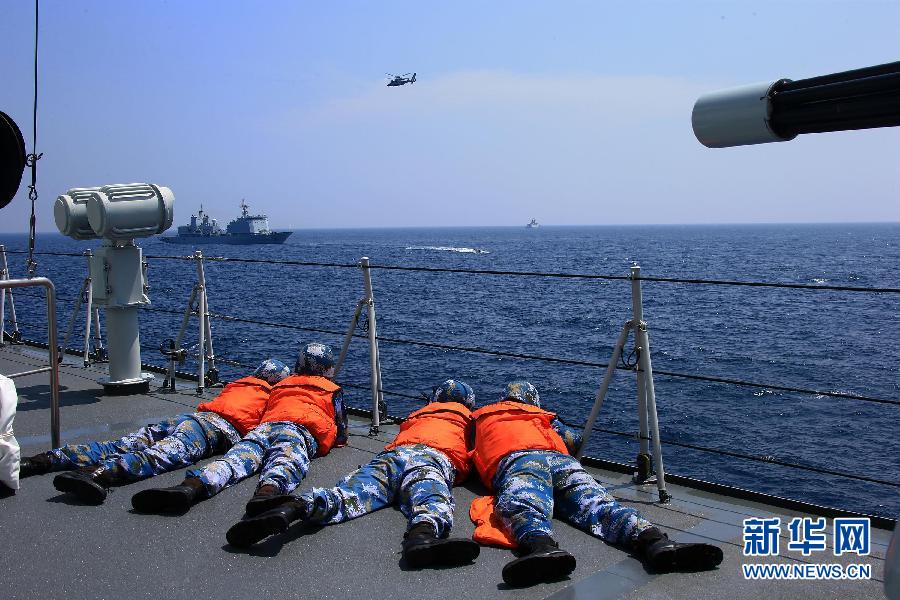 中俄“海上聯(lián)合—2016”軍事演習(xí)舉行海上聯(lián)合行動演練