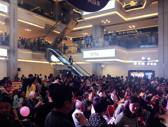 讓地產(chǎn)商眼紅的黃金周奇跡出自誰手？