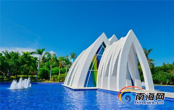 天涯海角婚拍基地引全國融媒體記者爭相留影