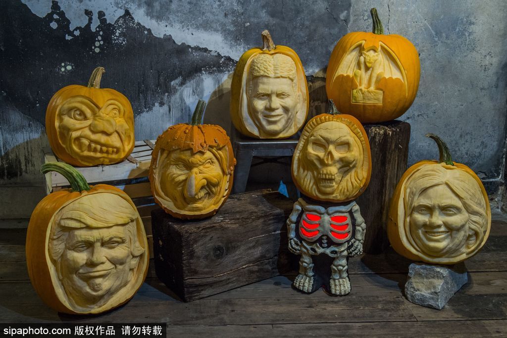 英國(guó)：萬(wàn)圣節(jié)最新流行人臉南瓜 特朗普希拉里“上鏡”