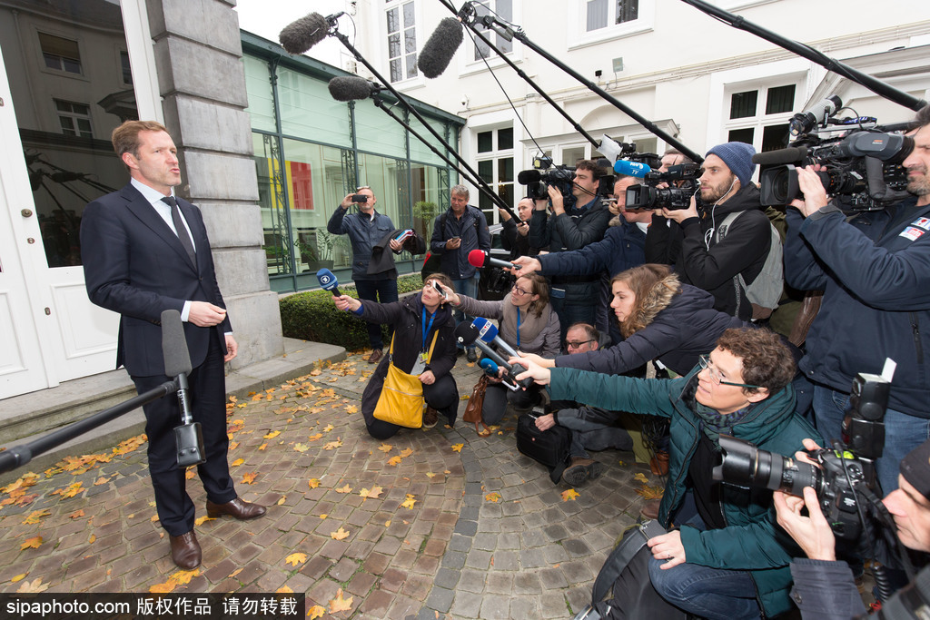 記者節 盤點鏡頭背后國外媒體人的“洪荒之力”