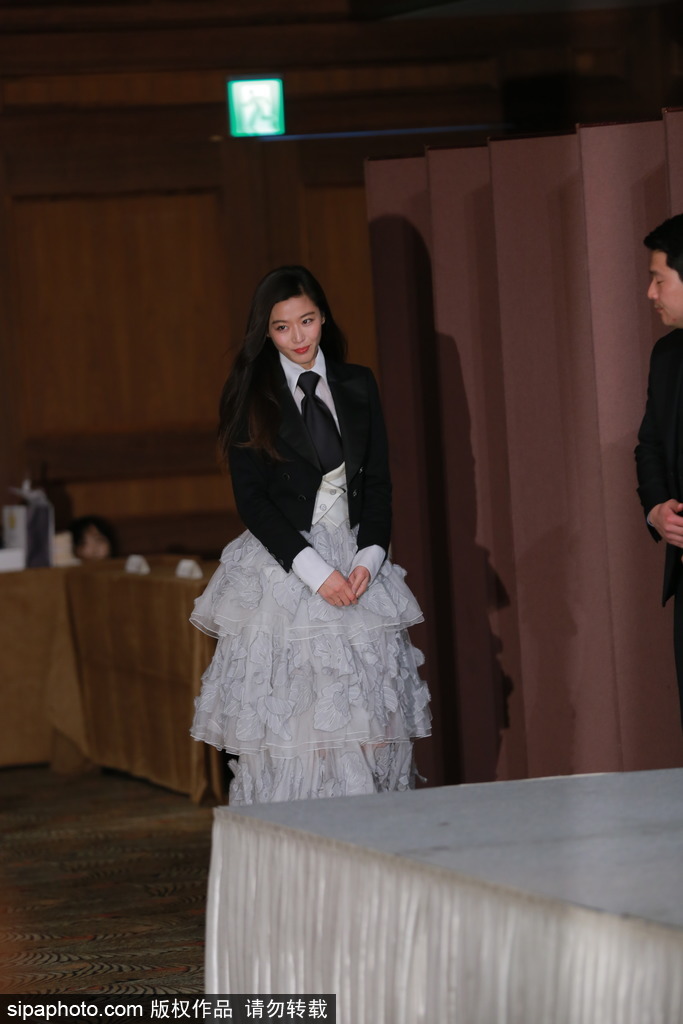 《藍(lán)色大海的傳說》發(fā)布會(huì) 李敏鎬全智賢都來了