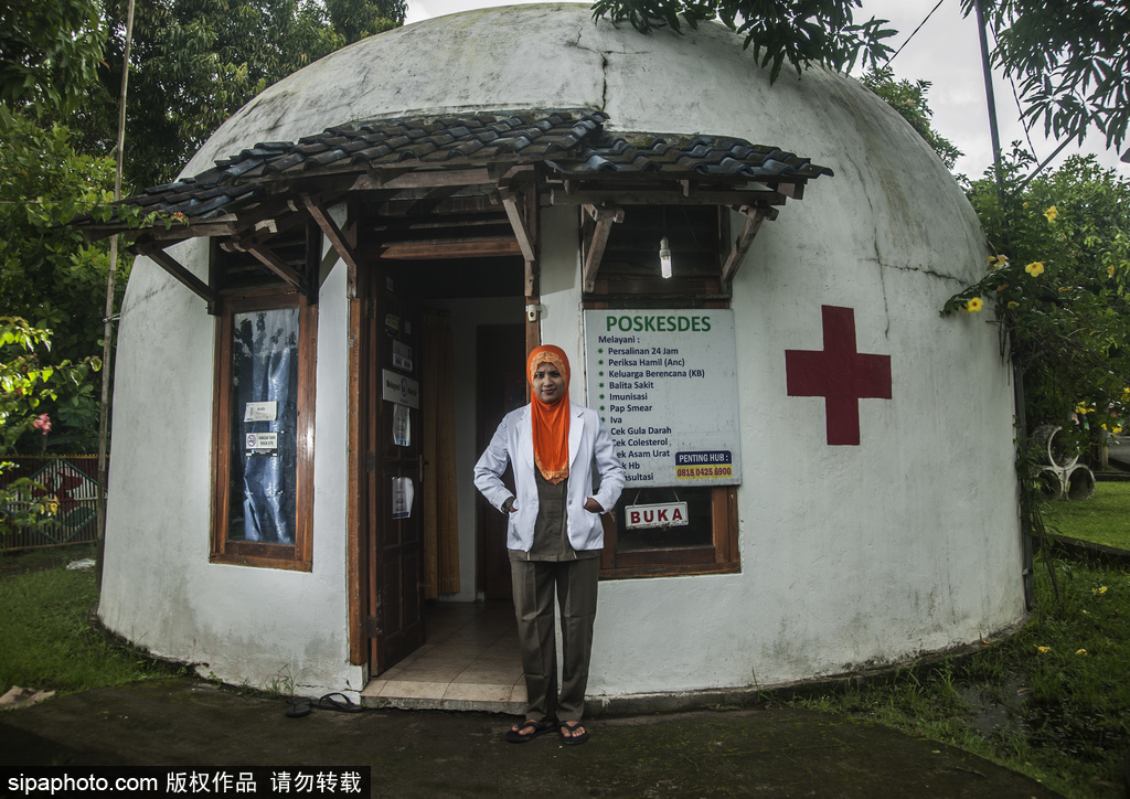 印尼海嘯十年后的災民村 圓頂房屋造型奇特成旅游景點