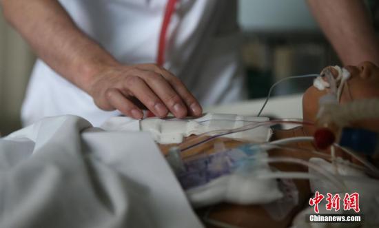 發(fā)展權(quán)白皮書：2015年中國(guó)衛(wèi)生總費(fèi)用突破4萬億元