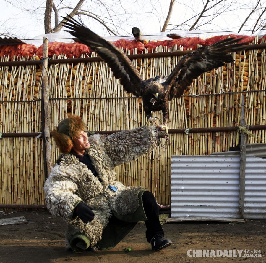 吉林烏拉滿(mǎn)族鷹獵習(xí)俗