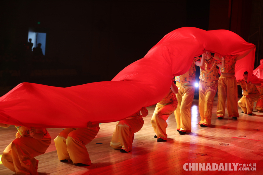 長(zhǎng)春女子監(jiān)獄舉辦春晚 獄警與服刑人員共度新春佳節(jié)