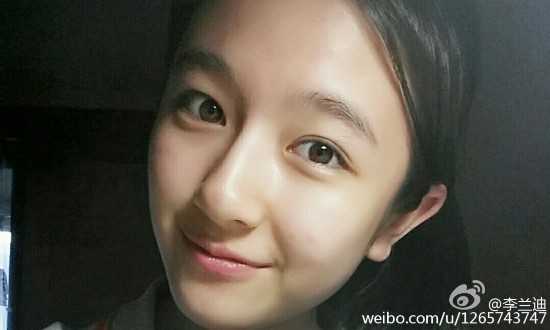 不滿20歲國產女星顏值PK：關曉彤歐陽娜娜不是最美