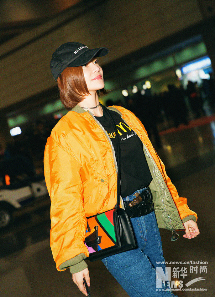 換季發愁穿什么？明星早春穿搭為你做示范