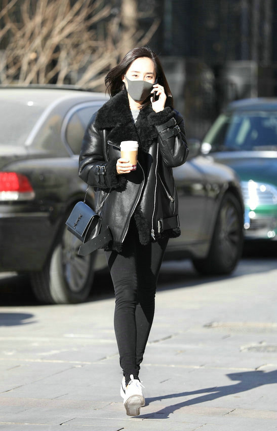 換季發(fā)愁穿什么？明星早春穿搭為你做示范