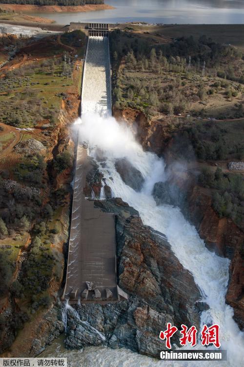 美國最高水壩坍塌居民緊急疏散 現(xiàn)場清理工作啟動(dòng)