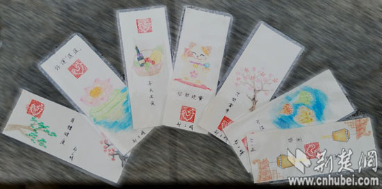 武科大“理科女”愛(ài)上畫(huà)漫畫(huà) 手繪賀卡贈(zèng)室友受贊(圖)