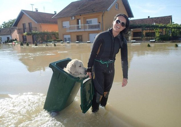 人間自有真情在！鏡頭記錄全球溫情瞬間（組圖）