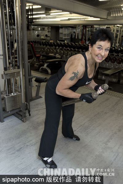 健身永不老！瑞典80歲奶奶秀結(jié)實(shí)線條肌肉