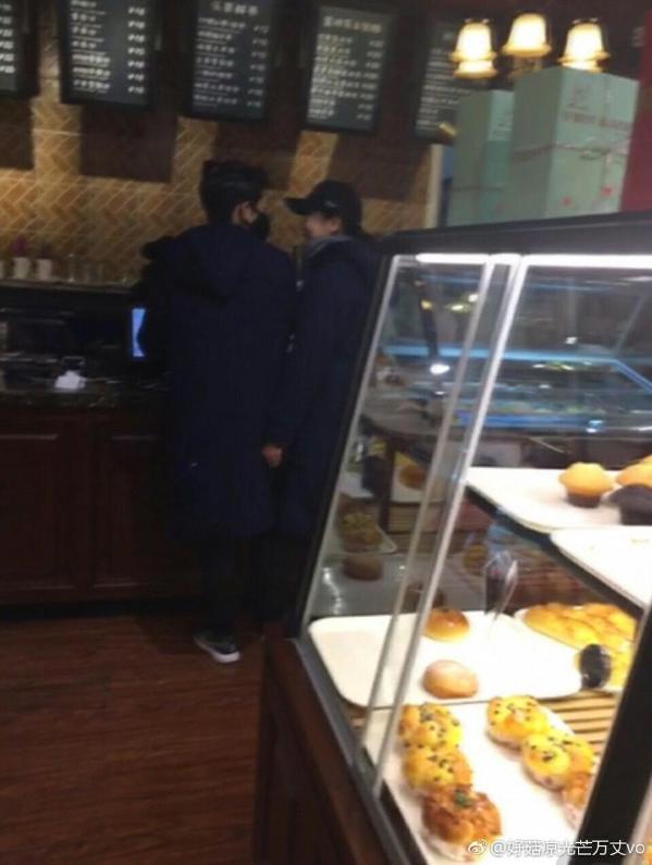 《少年團》路透照曝光 景甜背王俊凱“姐姐力”爆棚