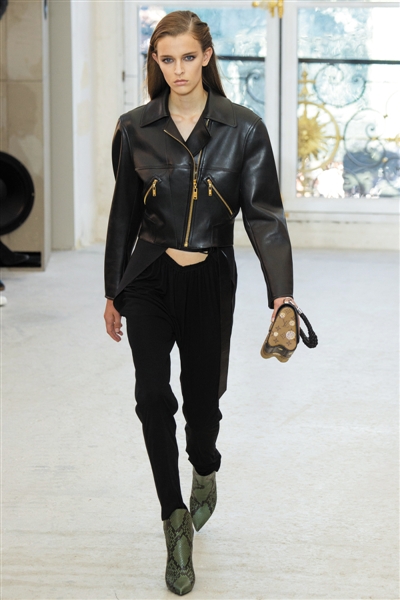 職場變身計 既專業(yè)應(yīng)景又富有潮流新意