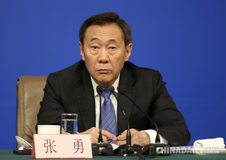 國家發(fā)改委主任何立峰等就“經(jīng)濟(jì)社會發(fā)展與宏觀調(diào)控”答記者問