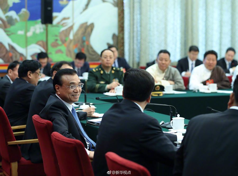 李克強參加西藏代表團審議：民族團結要像糌粑和糍粑那樣捏成團、聚成團、抱成團