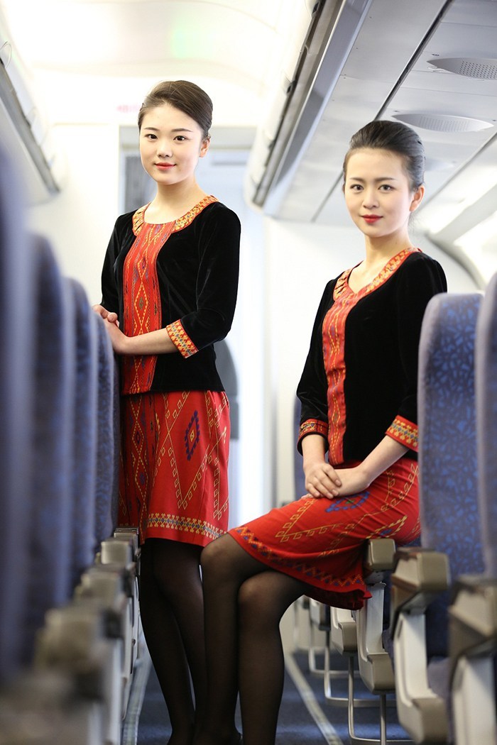 年老的自己是什么樣？準空姐化妝體驗18歲到70歲（組圖）