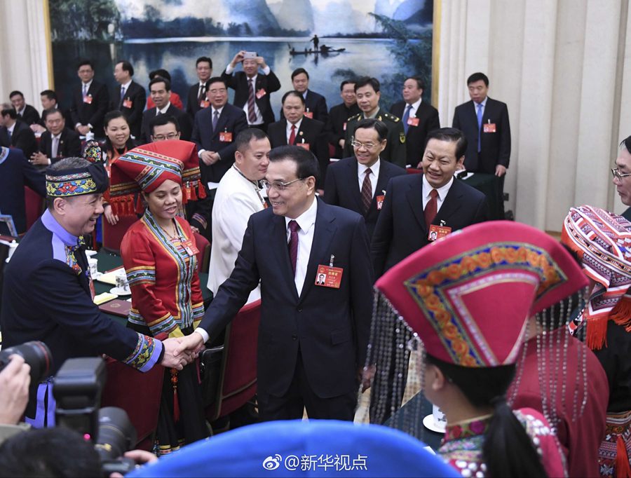 李克強來到廣西團