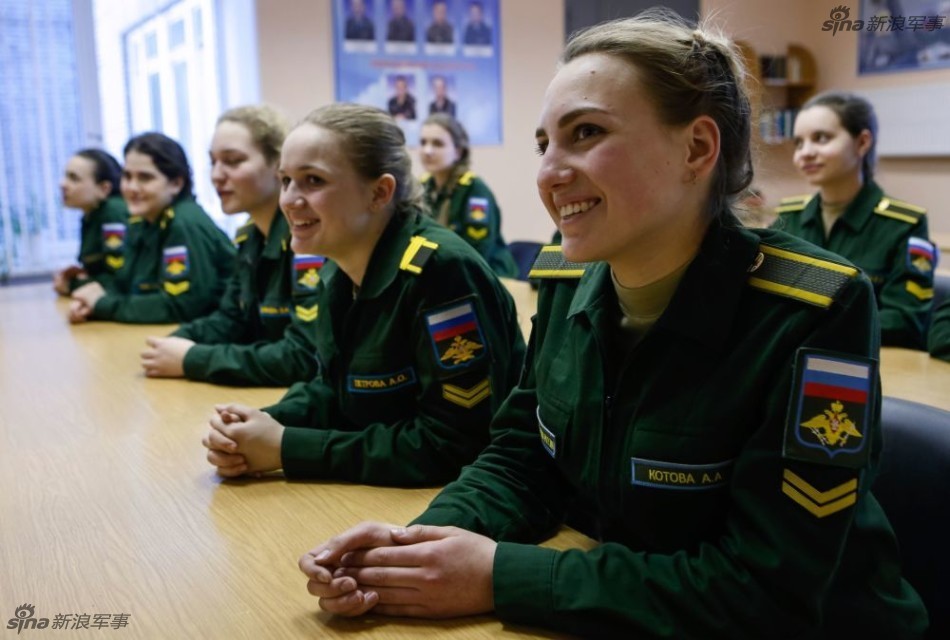 高顏值高材生！俄航天學院培養美女間諜讀圖員