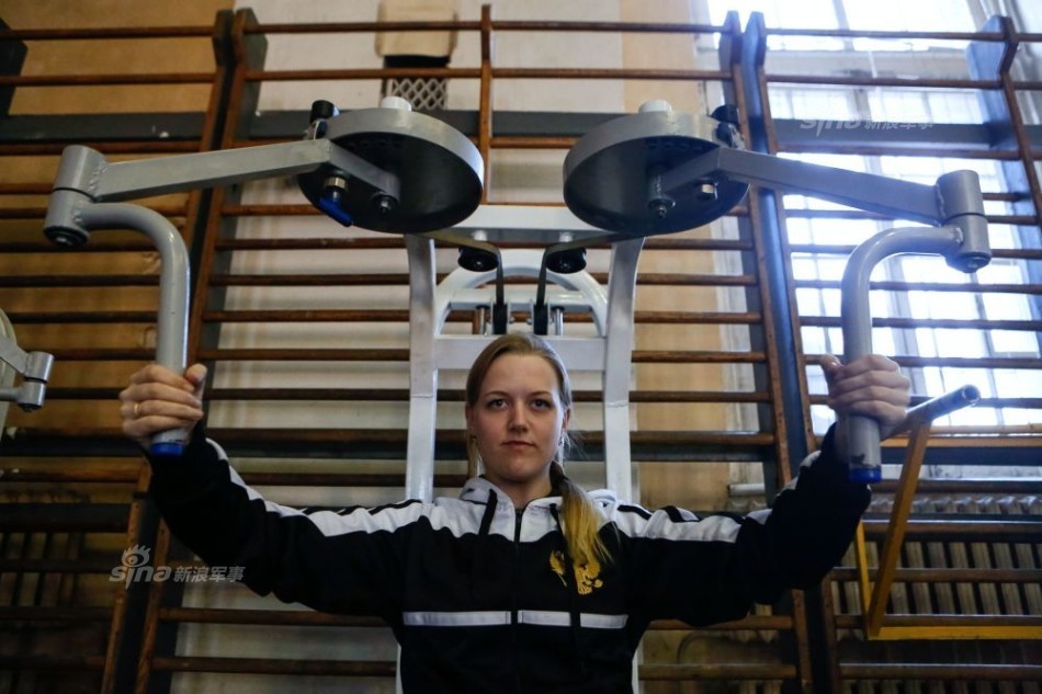 高顏值高材生！俄航天學(xué)院培養(yǎng)美女間諜讀圖員