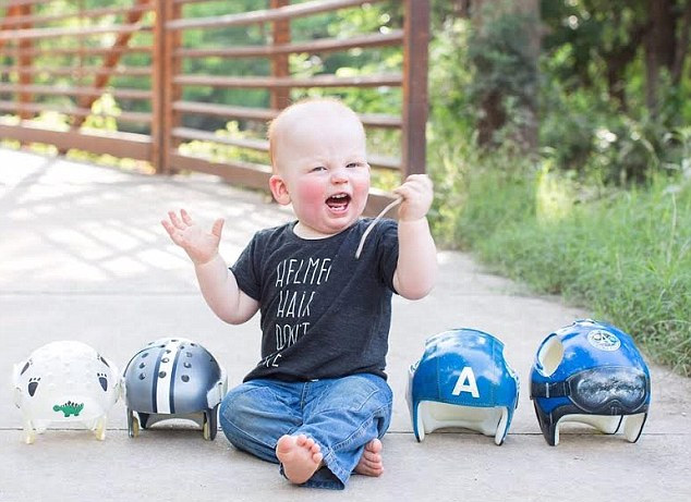 贊！美老嫗妙手繪醫(yī)療帽精美如藝術(shù)品